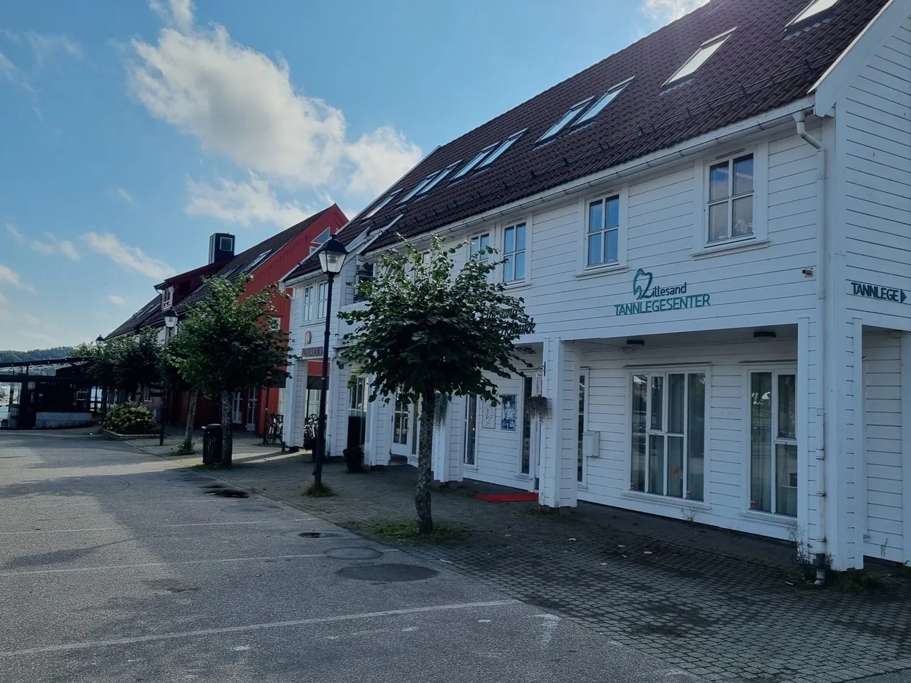 Lillesand Tannlegesenter i Torvgården, Havnegata 1 i Lillesand sentrum
